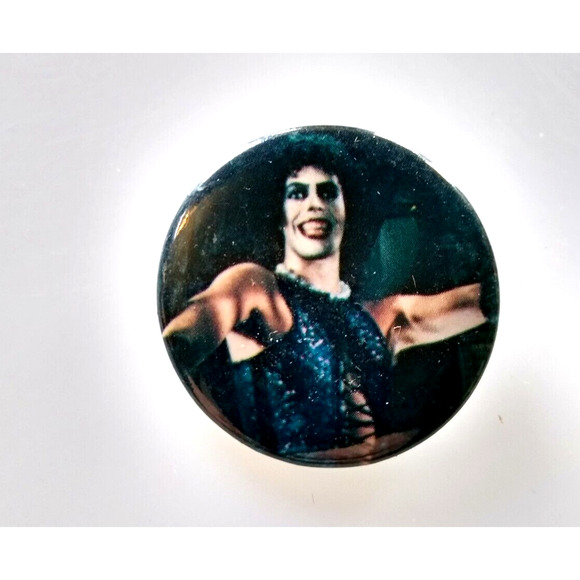 Rocky Horror Picture Show Tim Curry Licensed Button Badge Pin Frankenfurter 1983 - Picture 1 of 4